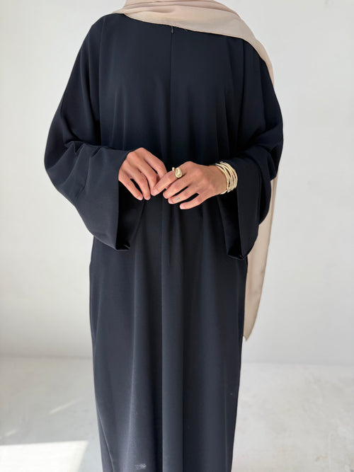 Spring basics: Midnight Abayah ZIP