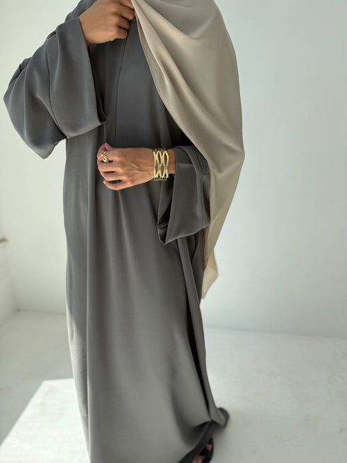 Soft khaki Zip abayah