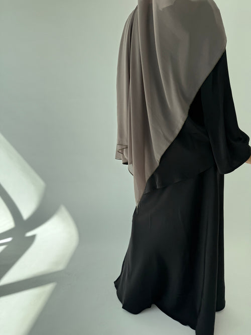 Asymmetrical 2-piece set: Black