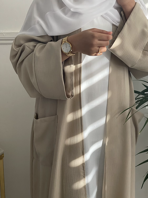 Beige pocket abayah