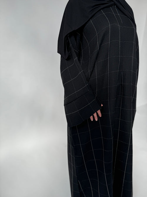 Black Grid Zip abayah