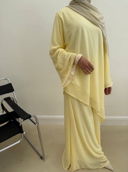 Asymmetrical skirt set: Butter yellow