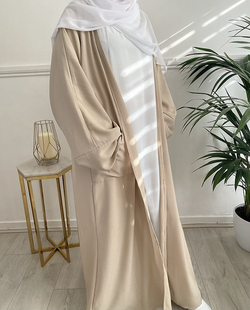 Beige pocket abayah