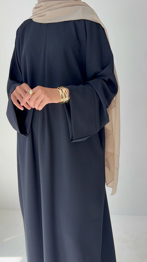 Spring basics: Midnight Abayah ZIP