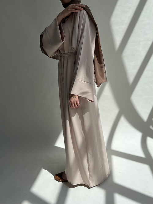 Waterfall beige abayah