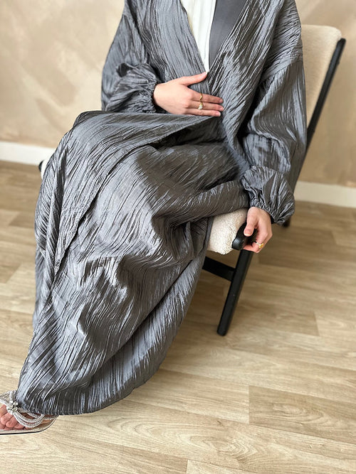 Metalic grey open abayah