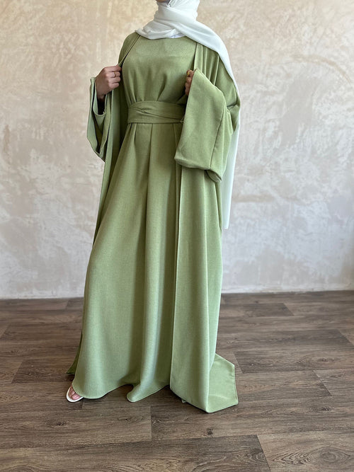 Pistachio slit sleeve abayah