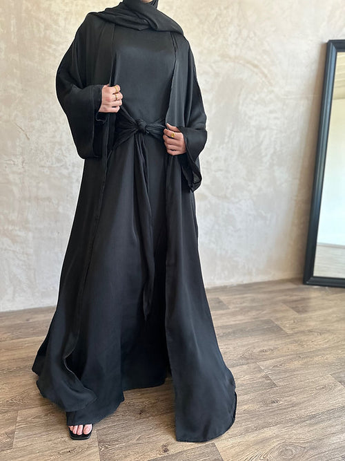Zaina satin abayah: Black