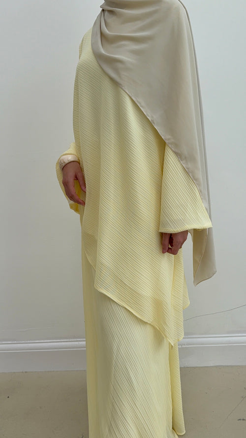 Asymmetrical skirt set: Butter yellow