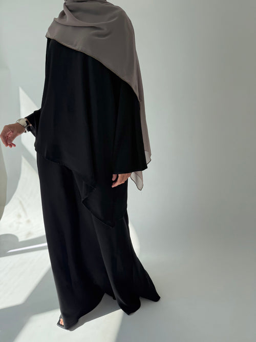 Asymmetrical 2-piece set: Black