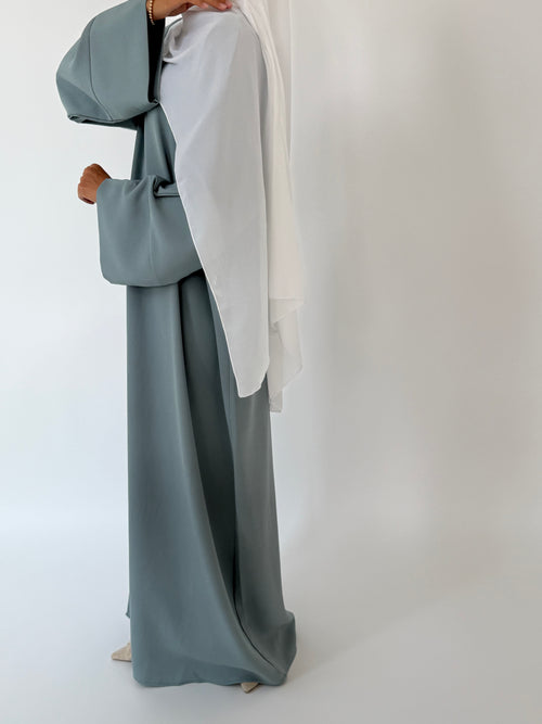 Spring basics: Marine blue Abayah