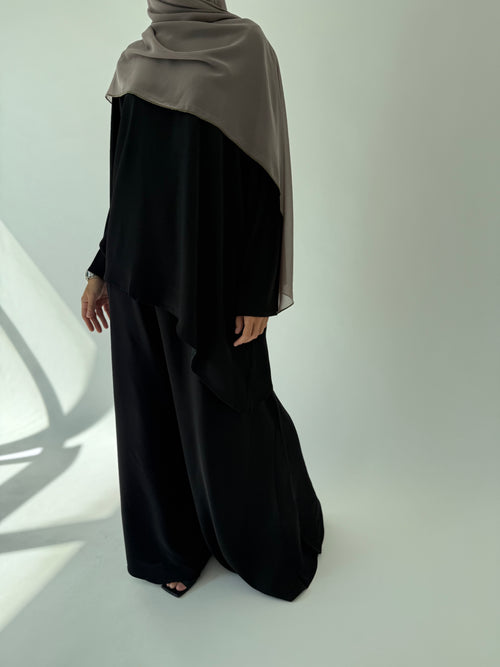 Asymmetrical 2-piece set: Black