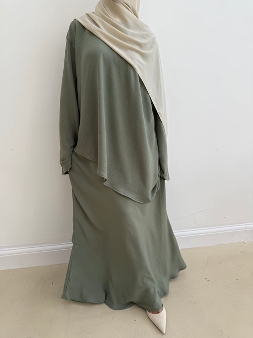Asymmetrical linen-look skirt set: Pistachio