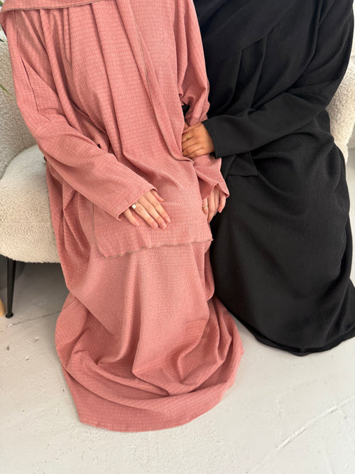 Rose prayer garment