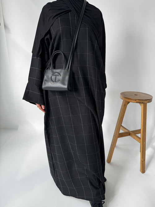 Black Grid Zip abayah