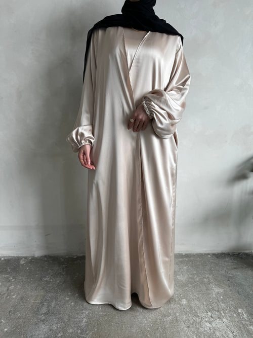 Pearl Satin balloon-sleeve Set