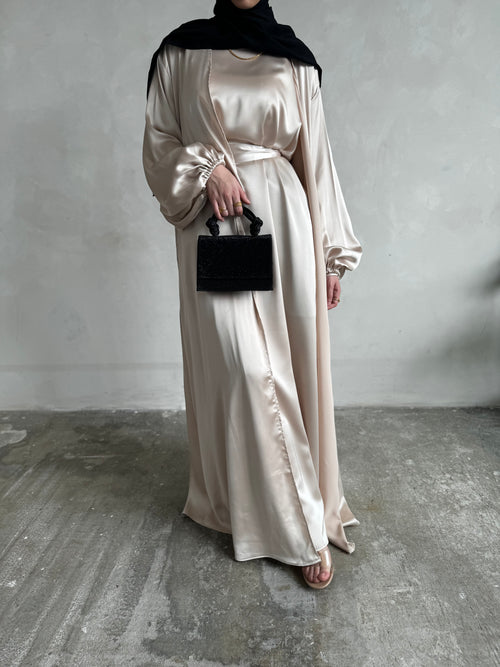 Pearl Satin balloon-sleeve Set