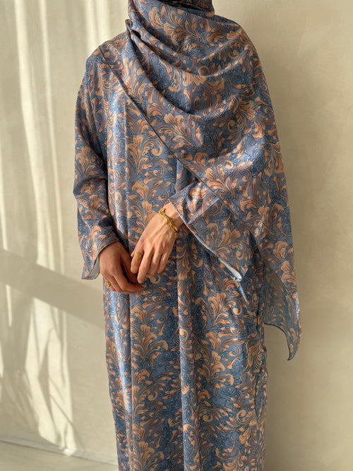 Antique Blue Blossom Set