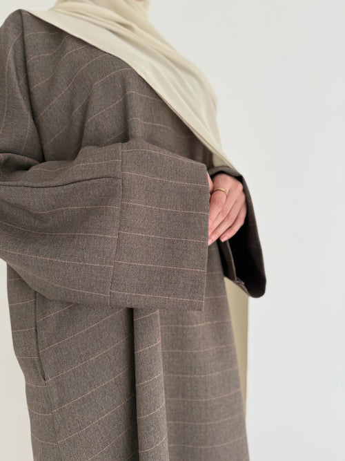 Oak Herringbone abayah