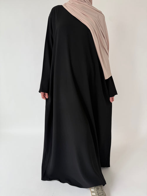 Black narrow sleeve abayah