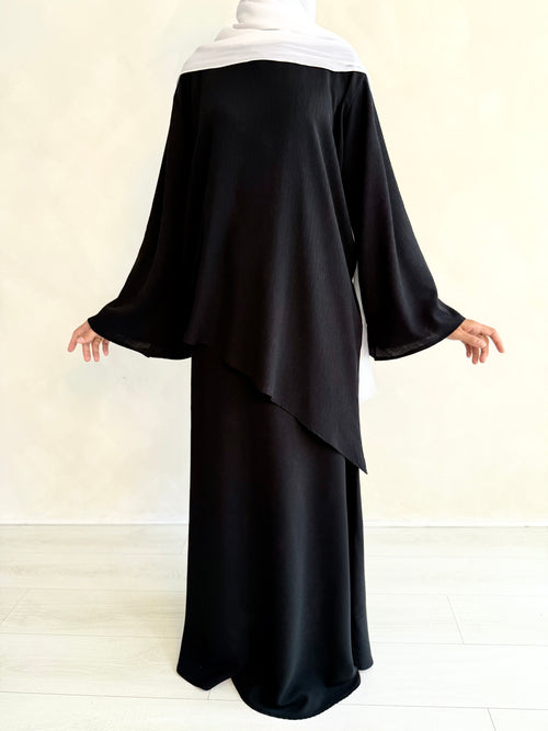Asymmetrical textured skirt set: Black