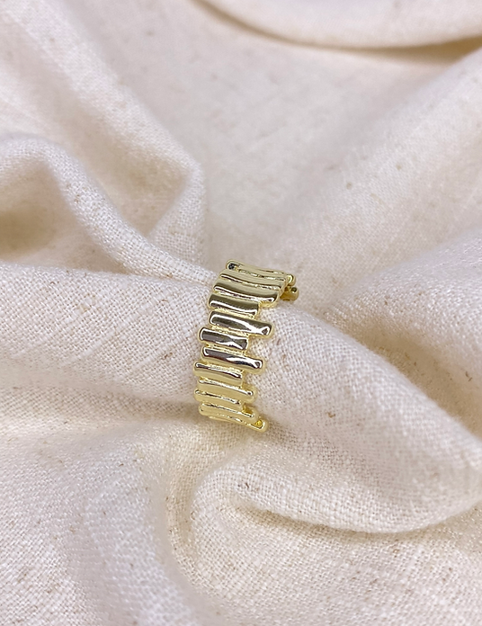 Rocky Gold Ring