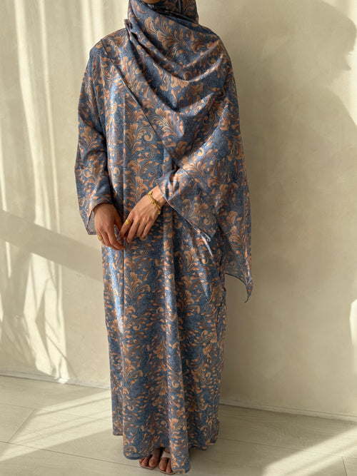 Antique Blue Blossom Set