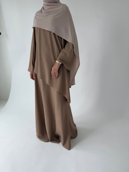 Asymmetrical skirt set: Sand