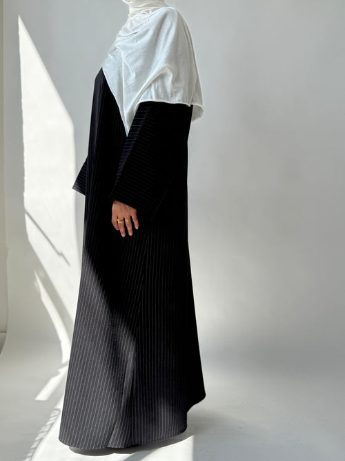 Black striped abayah ( Large)