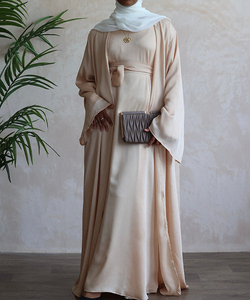 Lina open abayah: sand