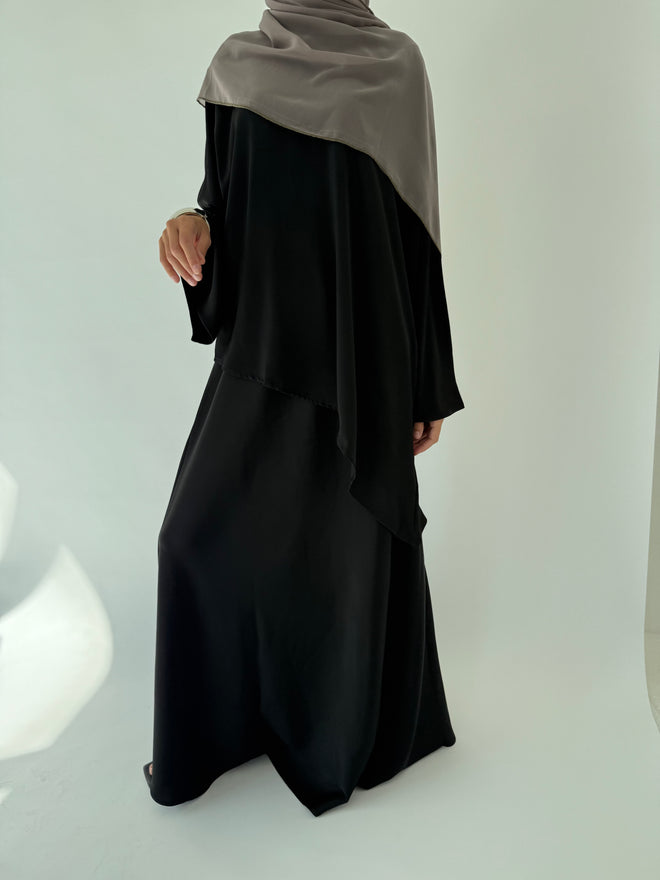 Asymmetrical 2-piece set: Black