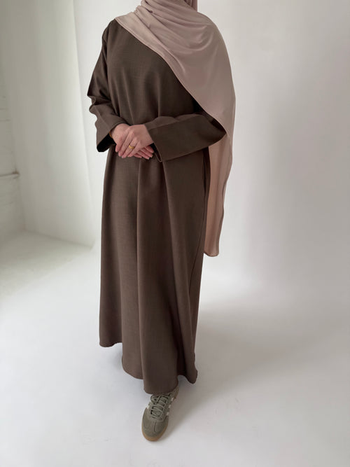 Almond narrow sleeve abayah