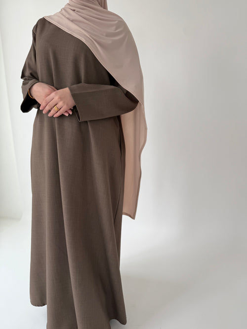 Almond narrow sleeve abayah