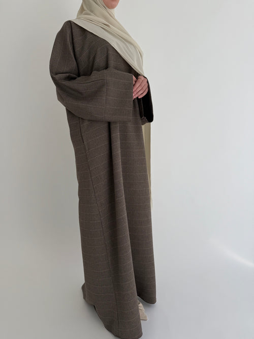 Oak Herringbone abayah