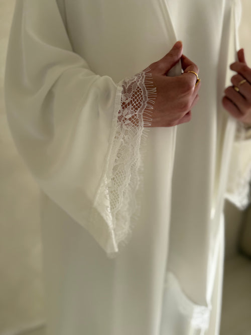White-swan Lace Open abayah