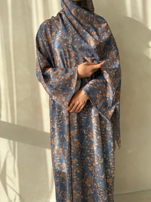 Antique Blue Blossom Set