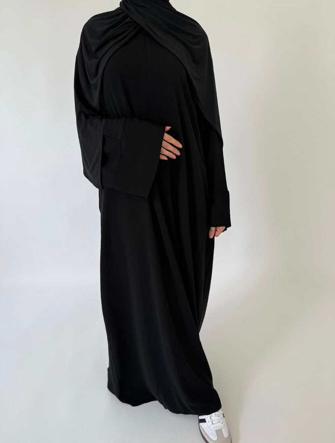 Soft Black Zip abayah