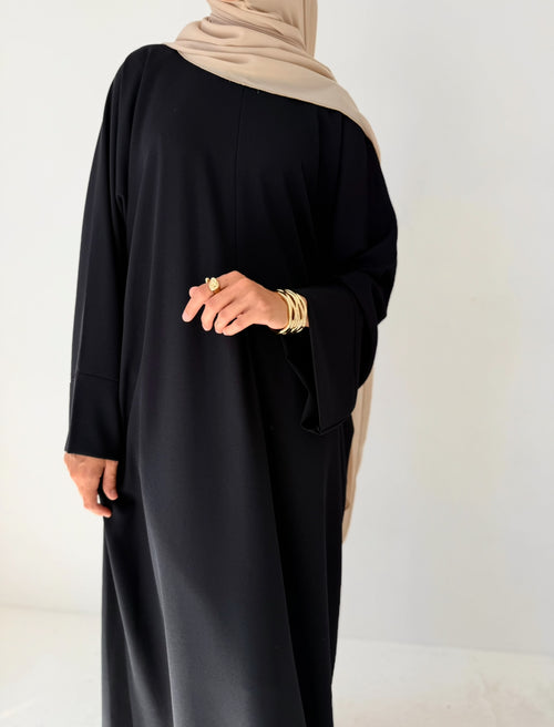 Spring basics: Black ZIP Abayah