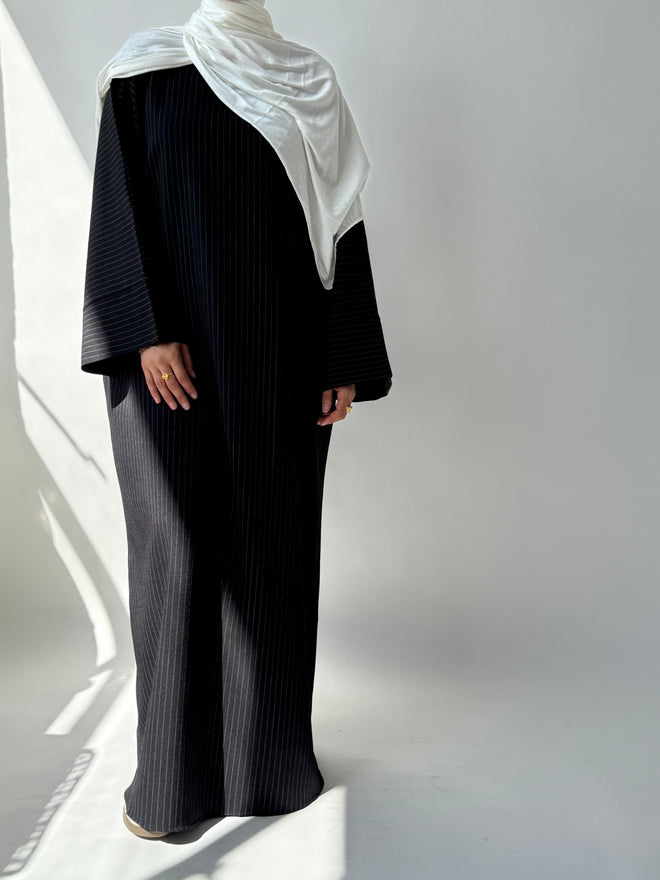 Black striped abayah ( Large)