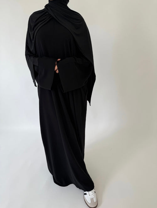 Soft Black Zip abayah