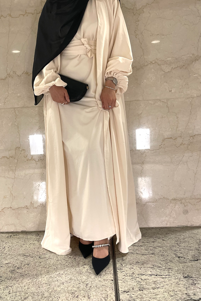 Pearl blossom open abayah