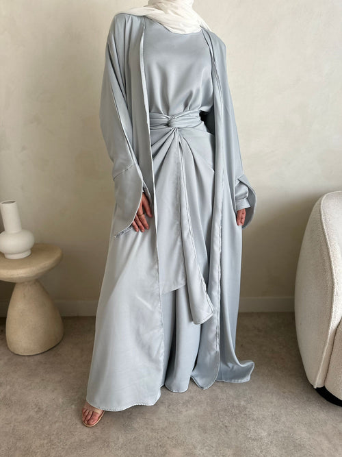 ZAHRA open abayah: Dove blue