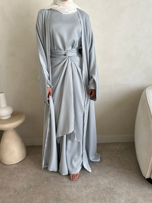 ZAHRA open abayah: Dove blue