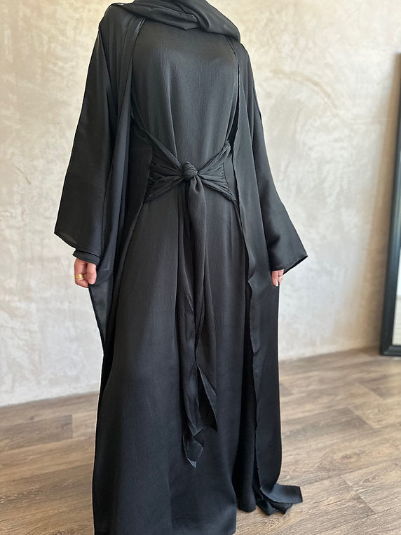 Zaina satin abayah: Black