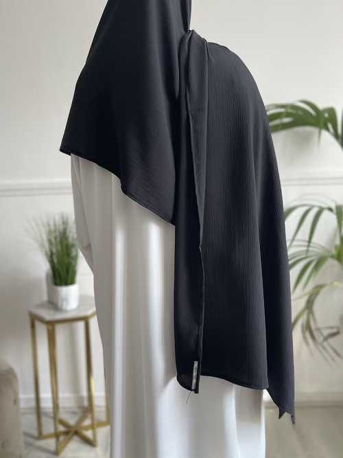 Large textured black hijaab
