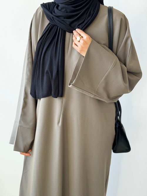 Stone basics Zip Abayah