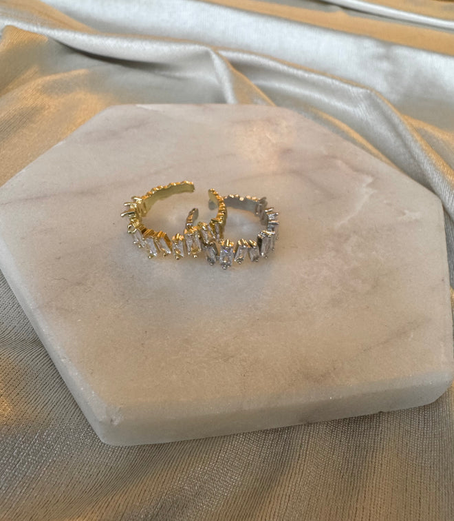 Rocky gold dimond Ring