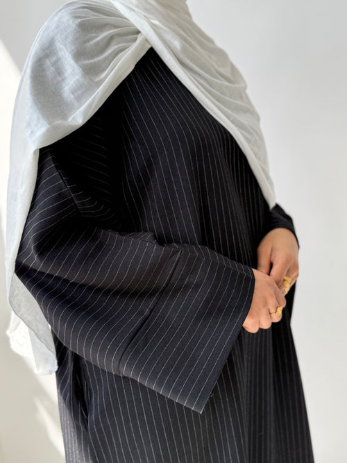Black striped abayah ( Large)