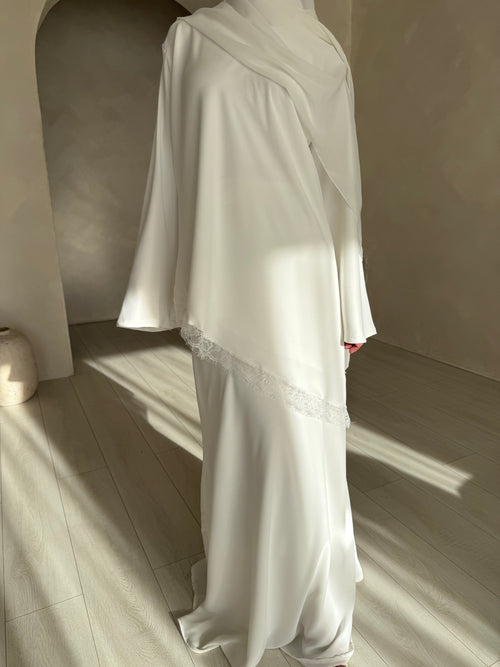 White-swan Lace Asymmetrical set