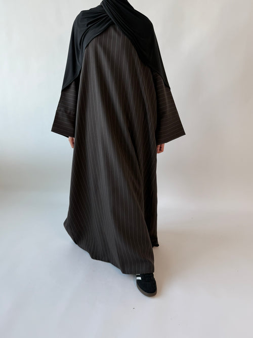 Oak Brown Stripe abayah